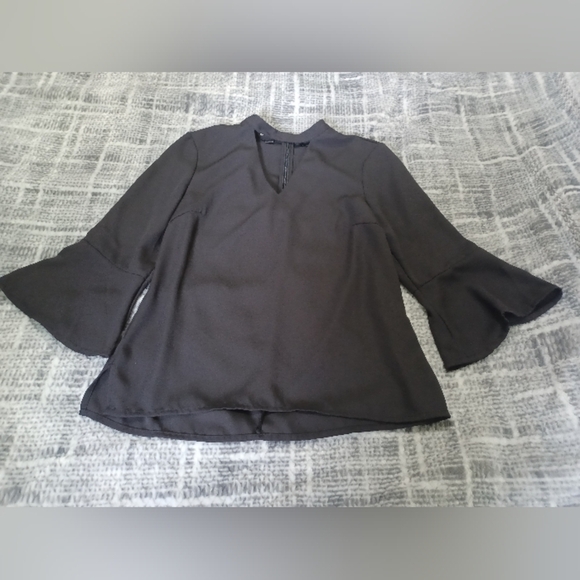 Vero Moda Black Bell Sleeve Blouse Cutout   L - Picture 1 of 7